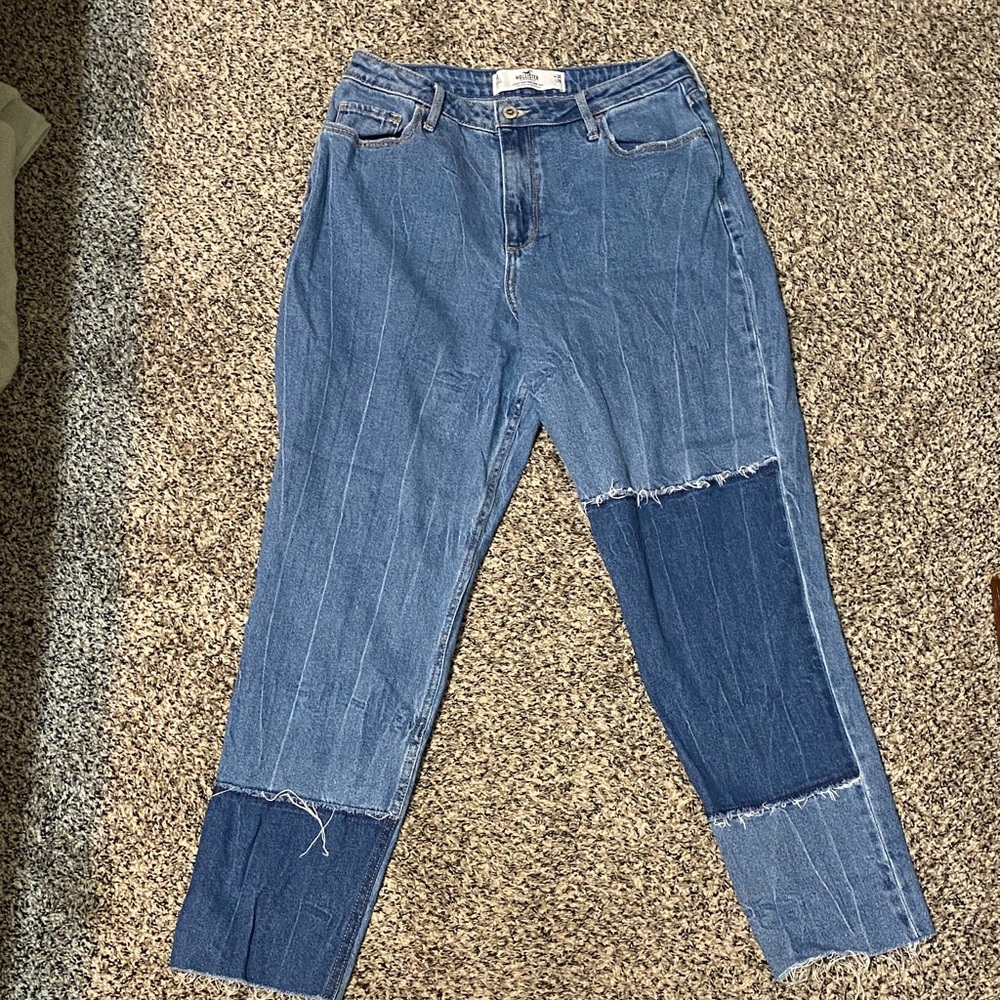 Hollister Patched Mom Jean